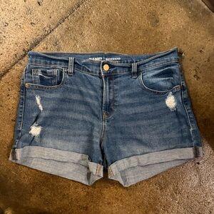 Old Navy Boyfriend Women's Shorts - women’s size 8